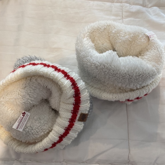 Winter hat bundle - Picture 5 of 6